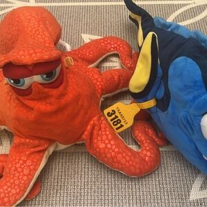 Hank and Dory plush Set